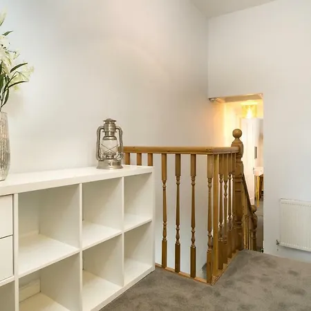 House For Families Or Groups Near Cardiff City Centre Exterior foto