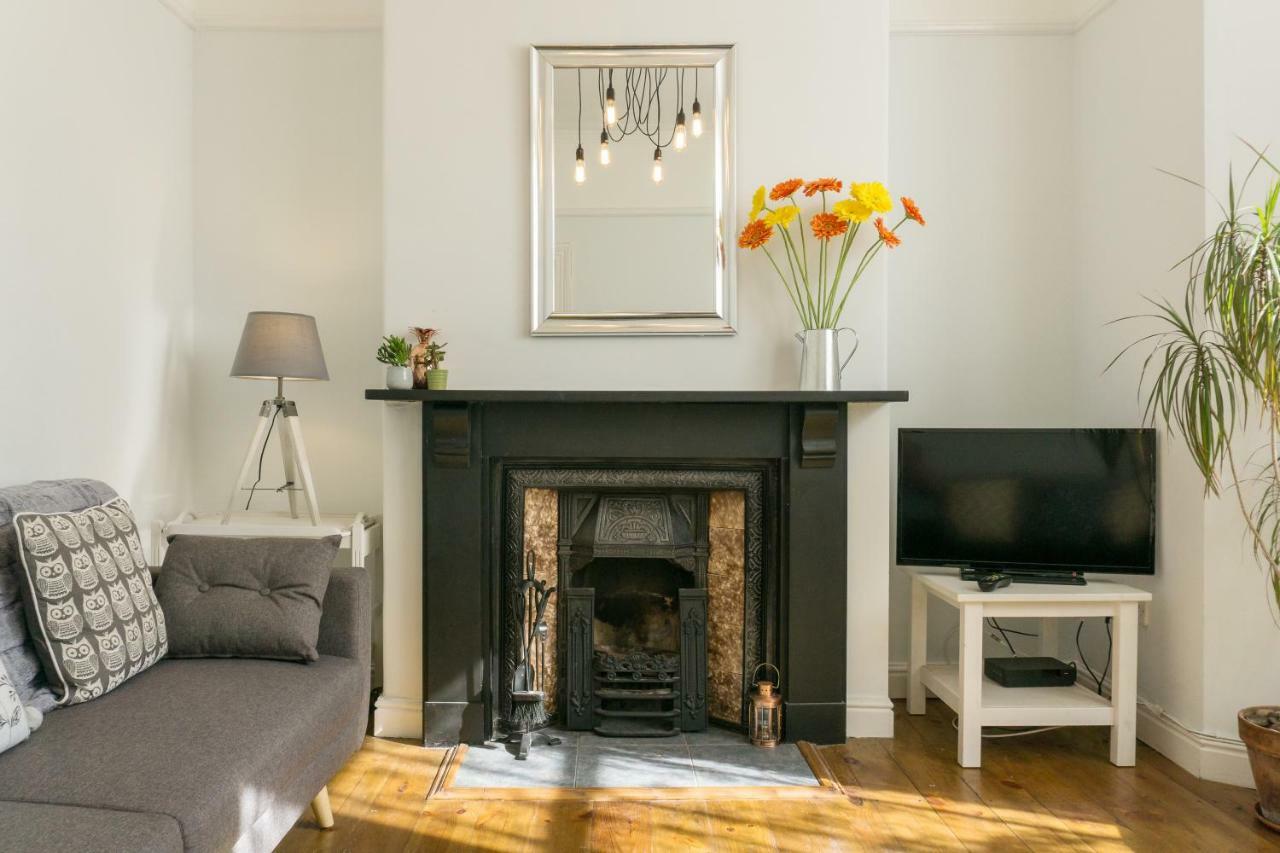 House For Families Or Groups Near Centre Сasa de vacaciones Cardiff